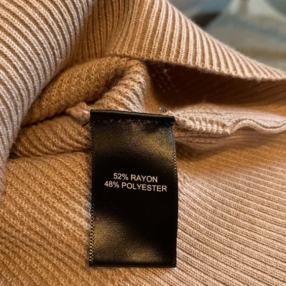 Tahari Sweater Jacket with Peter Pan collar and gold buttons - Picture 8 of 16